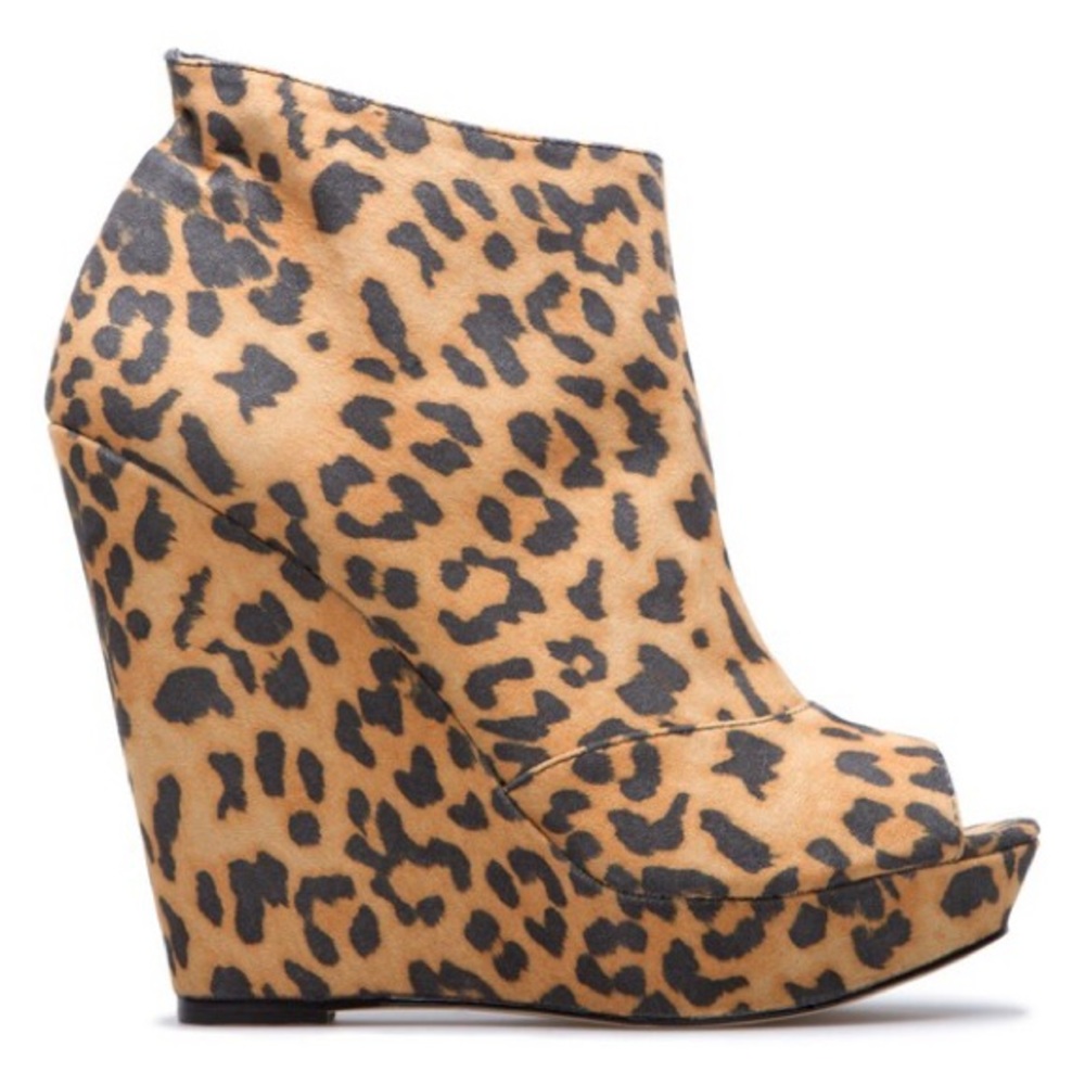 Hot open toe Leopard wedges
